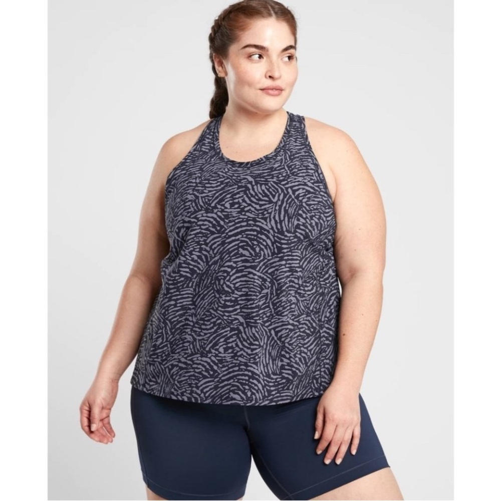 Athleta | Ultimate Printed Train Tank in Fiji Navy Blue Size XL
